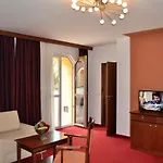 Hotel Diana