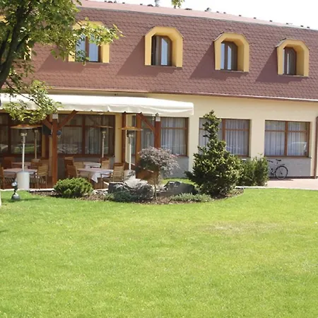 Hotel Diana 3*
