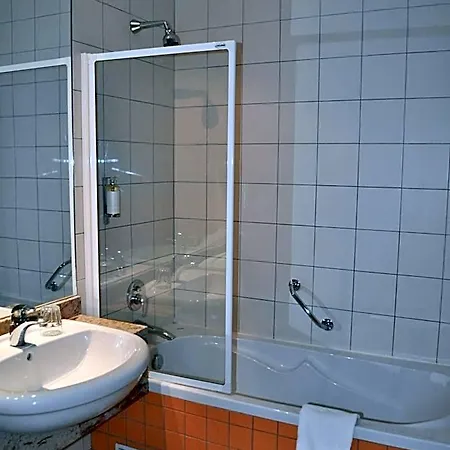Diana Hotel 3*