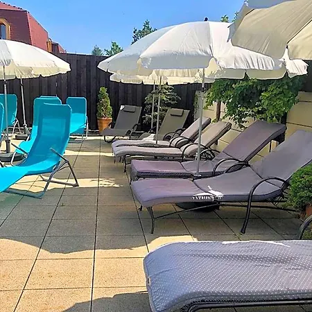 Diana Hotel 3*