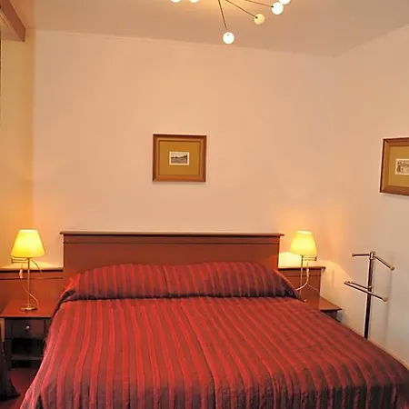 Diana Hotel Piest'any
