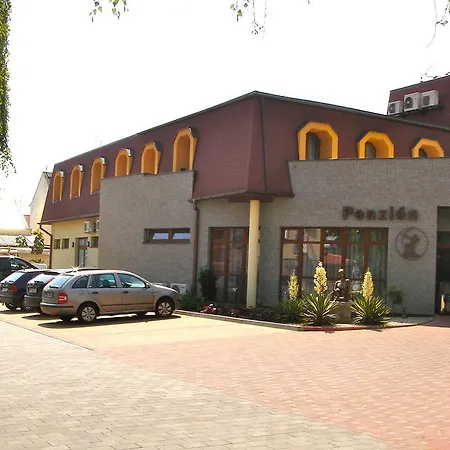 Hotel Diana Piest'any