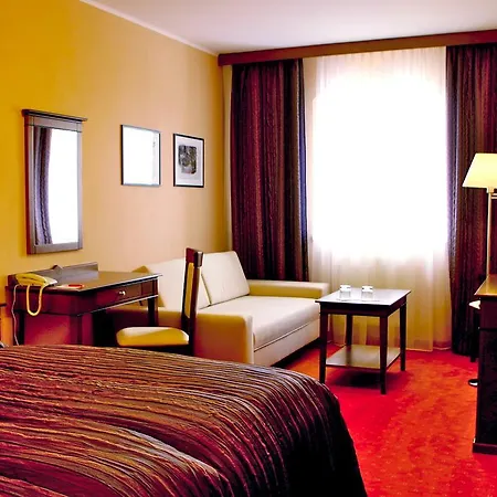 Diana Hotel