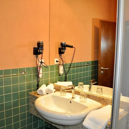 Diana Hotel Piest'any