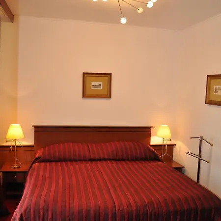 Diana Hotel 3*