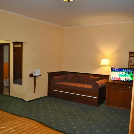 Hotel Diana 3*