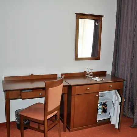 Hotel Diana 3*