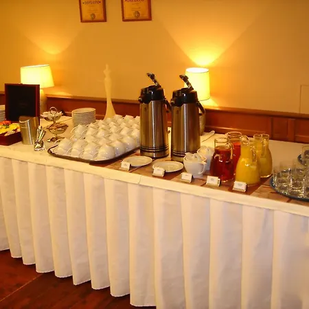 Hotel Diana Piest'any